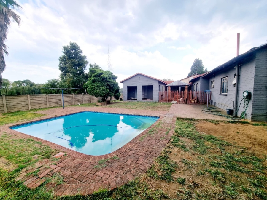 4 Bedroom Property for Sale in Sasolburg Ext 11 Free State